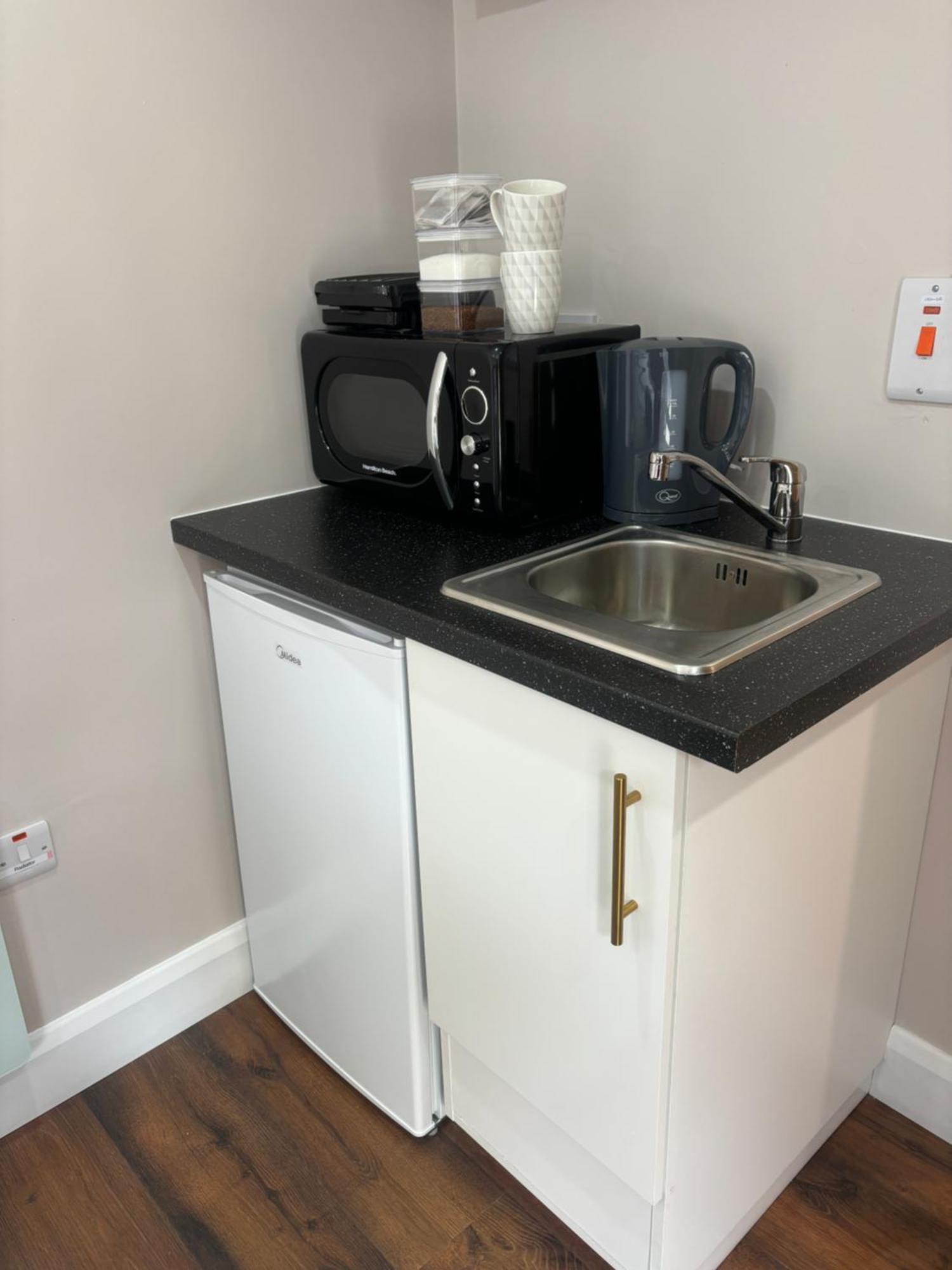 Private Detached Small Bedroom And Bathroom Only- This Is Not An Apartment Butlersbridge المظهر الخارجي الصورة